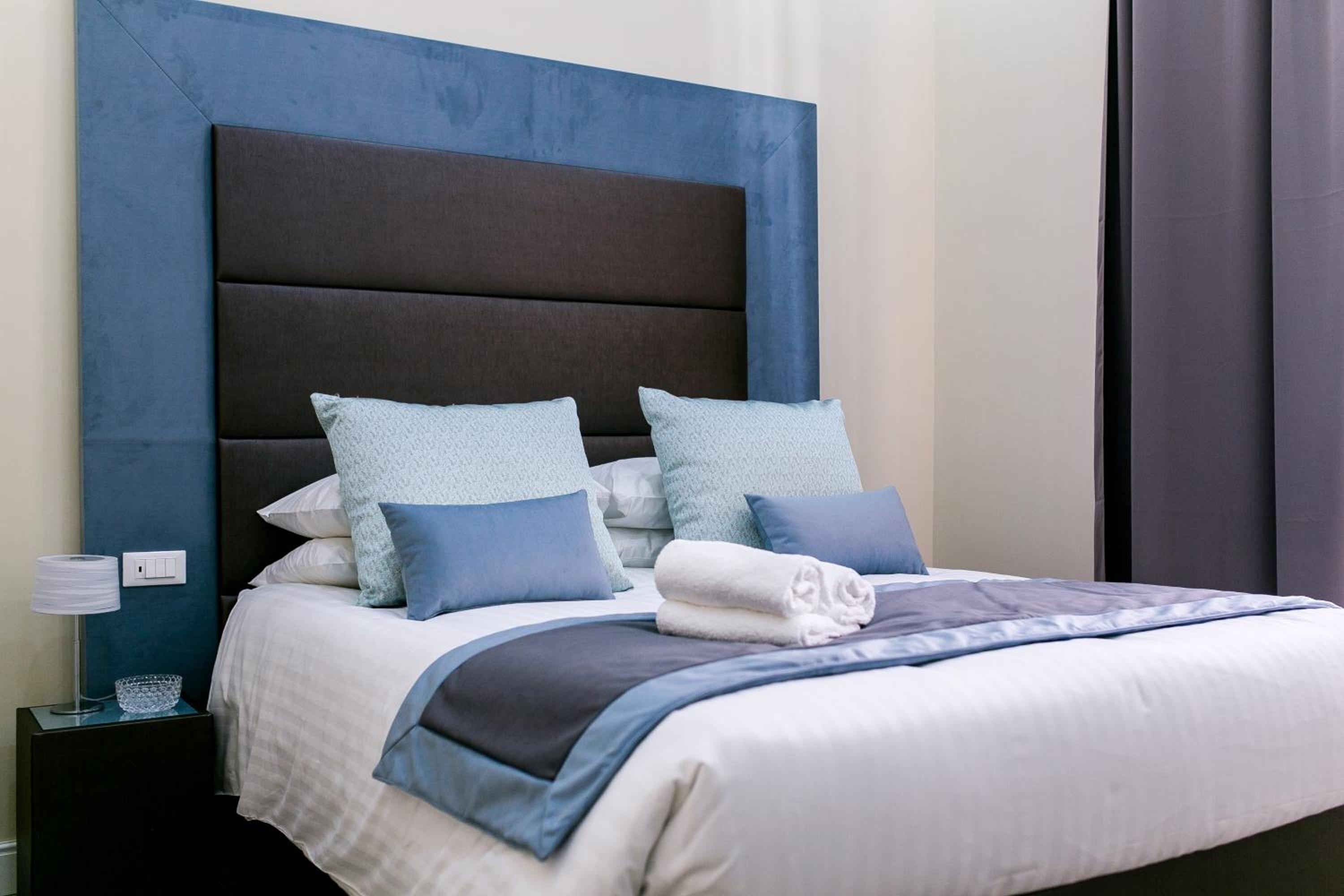 Bloom Apartment — Photos 2